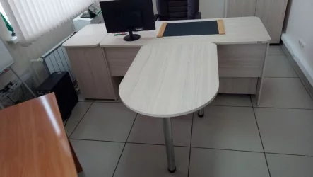 Брифинг-приставка Glassy 2.10 Туя