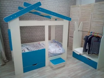 Кроватка для новорожденных Теремок + Зайка Белый-Лазурь