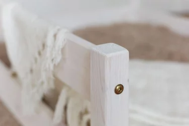 Кровать-домик в колерованном масле