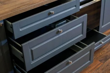 Тумба кухонная 800 с 3 ящиками ЛЮКС (5) Мокка ЛД 274.200.000.138 Черная Дуб фактурный антрацит