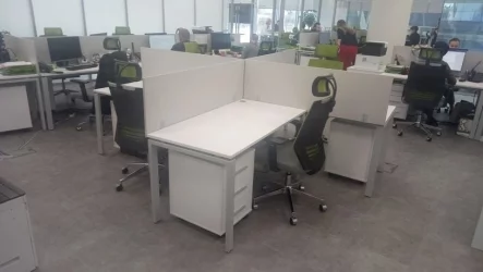 П-образный металлический каркас с траверсами Deka 7.07.14 К Металлик матовый муар