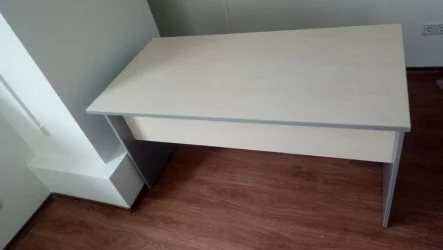 Стол для персонала СП-3 Клен/металлик