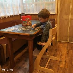 Растущий стул Усура Древесный