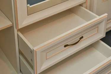 Комплект мебели для спальни Марлен №5 Кремовый белый Патина