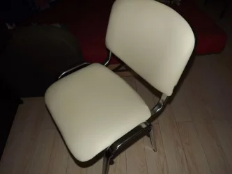 Стул для посетителей Исо CФ-001 хром кожзам Бежевый / Iso CF-001