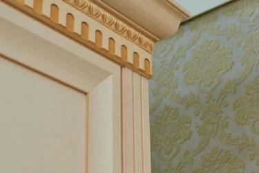 Шкаф четырехдверный Марлен 493 Кремовый белый Патина