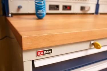 Верстак ВС-200-09 Ф + Экран ВС-200-Э2