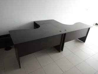 Стол эргономичный правый TRD29625301 Темный дуб