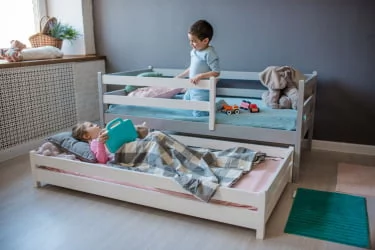 Выдвижная кровать для двоих детей RooRoom VK-6 Белая
