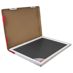 Доска магнитно-маркерная стеклянная BRAUBERG 60х90 см Черная