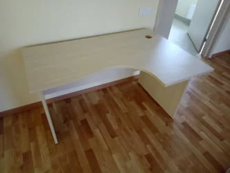 Стол эргономичный правый Альфа 63.61 Дуб кобург