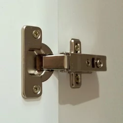 Тумба для телеаппаратуры Виктория 37