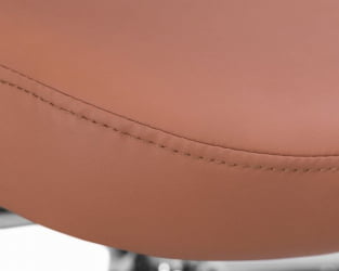 Офисное кресло для руководителей ДОБРИН НЕРО (кирпичный (РКСТ051-13)) / DOBRIN NERO (RXT051-13))