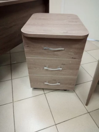 Тумба подкатная Glassy 3.14.10 Дуб Верцаска_1