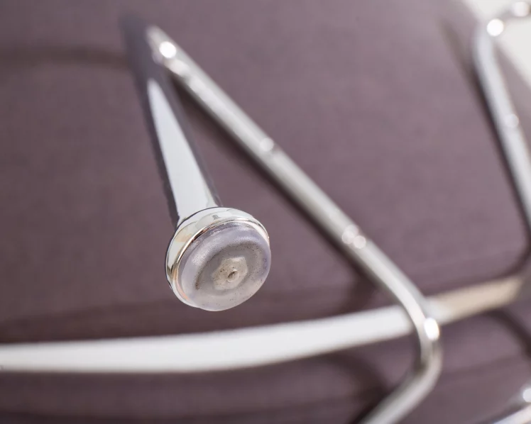 Кресло дизайнерское DOBRIN EMILY Серая ткань AF7_9