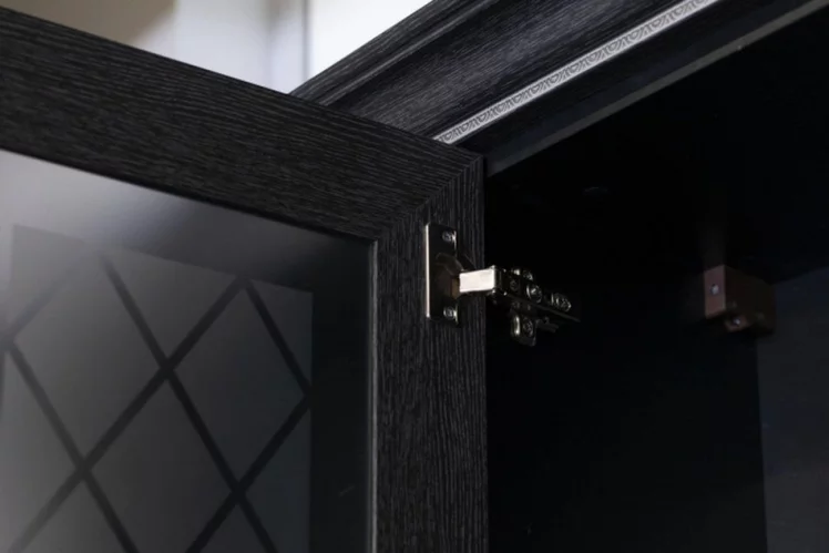 Шкаф кухонный настольный с витриной 600 Италия ЛД 275.776.000 Черный Дуб темный_1