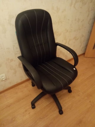 Кресло руководителя Бюрократ T-898/B_2