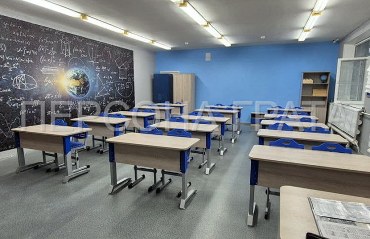 Парта двухместная Де Гласси Н (рост 5-7)  ЛДСП Дуб Сантана/ Металл Серый+Синий_1